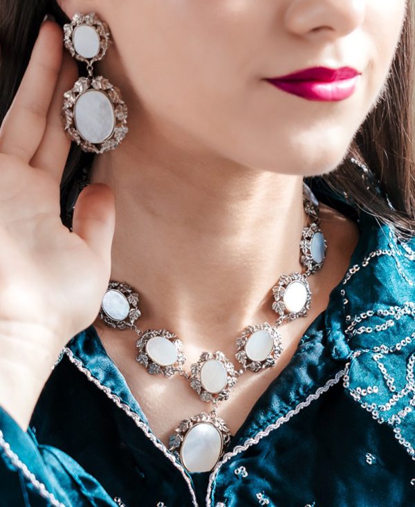 Cabochon Statement Necklace